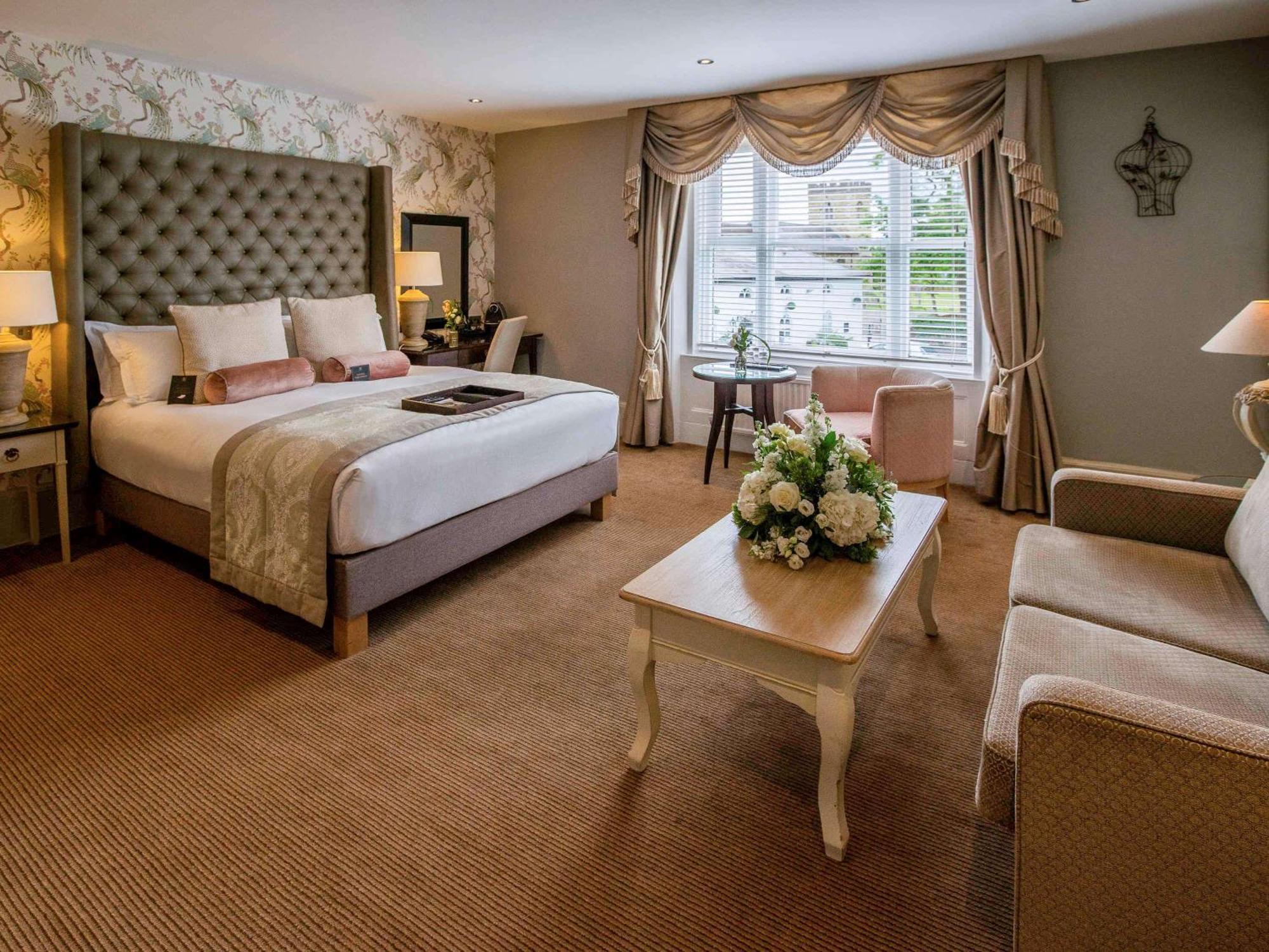 Worldhotels Distinctive Woughton House Hotel Мілтон-Кінз Екстер'єр фото
