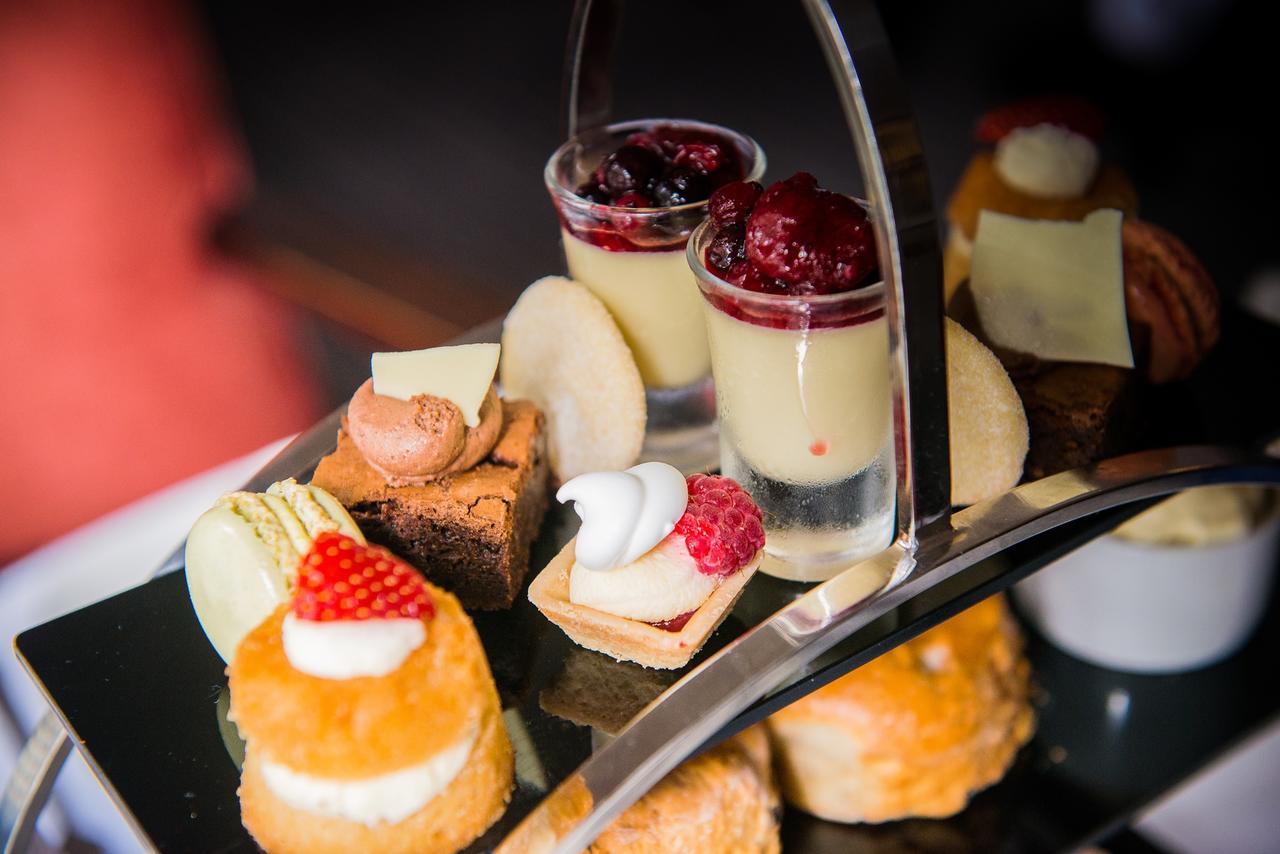 Worldhotels Distinctive Woughton House Hotel Мілтон-Кінз Екстер'єр фото