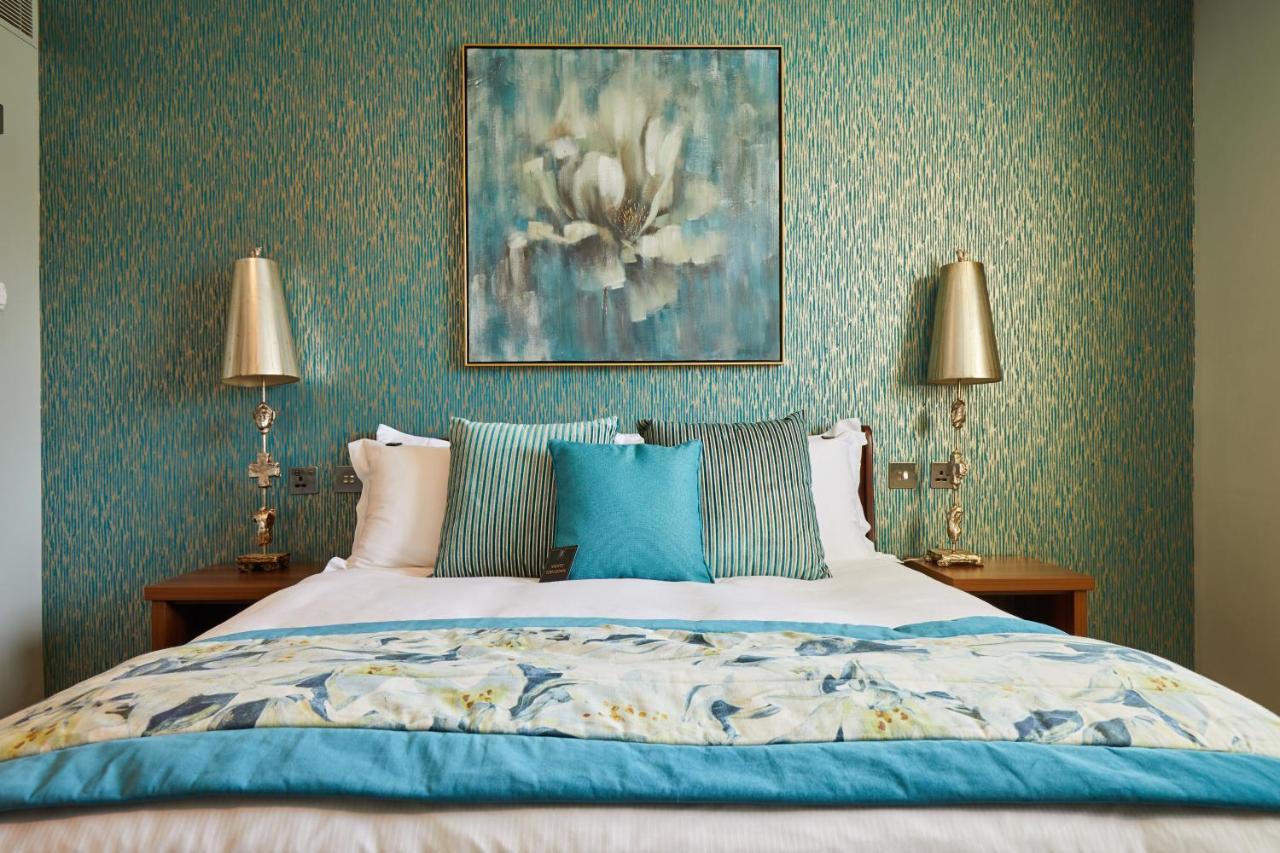 Worldhotels Distinctive Woughton House Hotel Мілтон-Кінз Екстер'єр фото