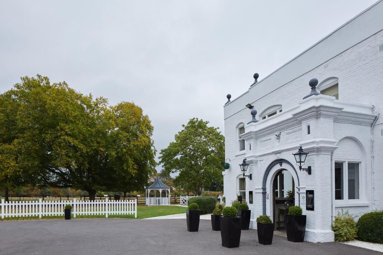Worldhotels Distinctive Woughton House Hotel Мілтон-Кінз Екстер'єр фото