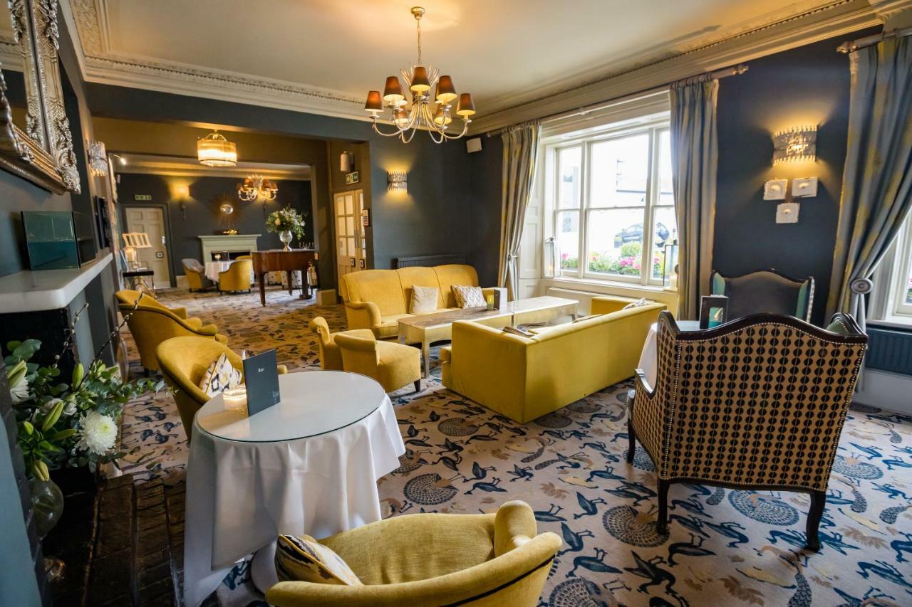 Worldhotels Distinctive Woughton House Hotel Мілтон-Кінз Екстер'єр фото